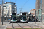 Trams 810 et 801 sur la ligne T8 (RATP) à Saint-Denis