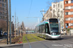 Tram 815 sur la ligne T8 (RATP) à Saint-Denis