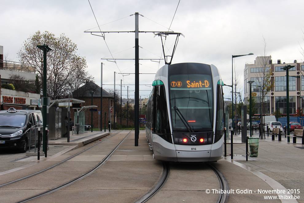 Tram 816 sur la ligne T8 (RATP) à Épinay-sur-Seine